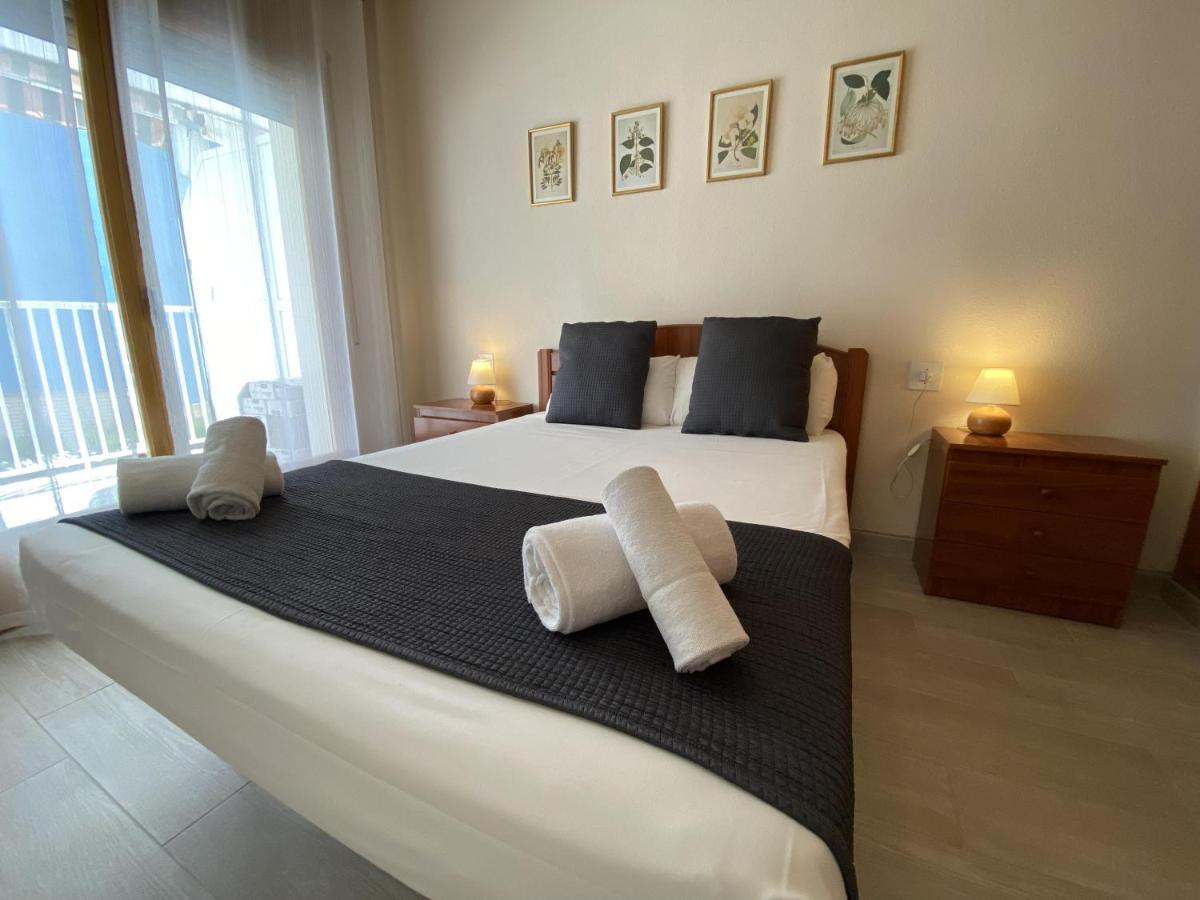 For A Stay Eden Mar กัมบริลส์ ภายนอก รูปภาพ
